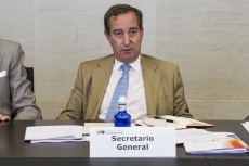 Alonso Dezcallar, secretario general de la FCEA 