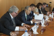 El presidente de la FCEA, Juan-Miguel Villar Mir, acompañó en esta reunión a los Líderes