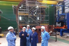 Jane Hardy visita el astillero de Navantia en Cartagena